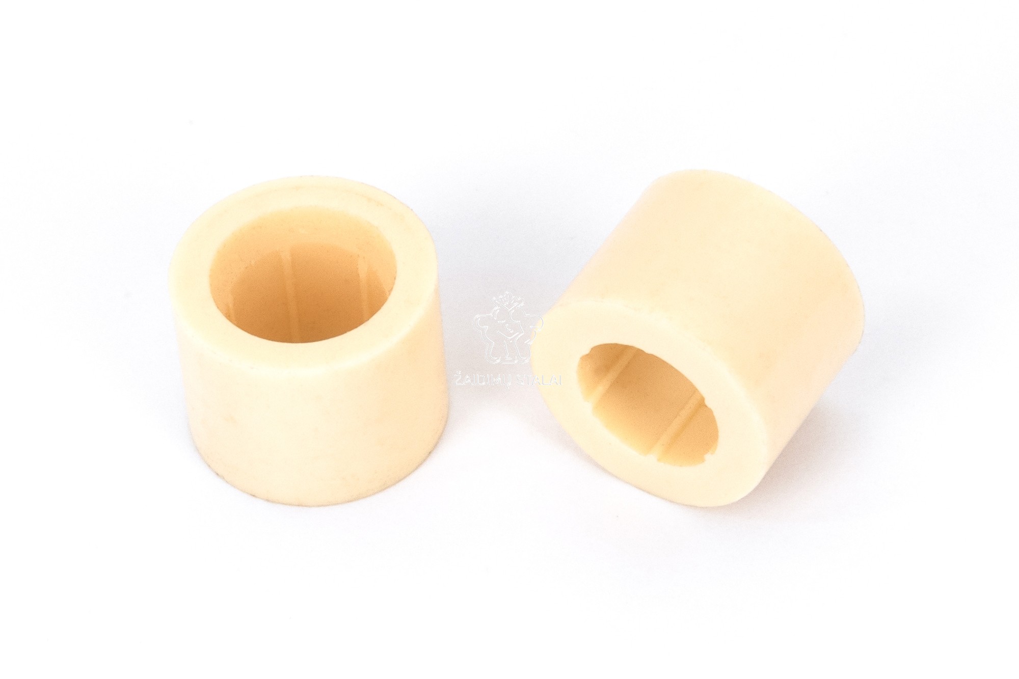 Biliardo lazdos įvorė plastikinė 13mm be sriegio